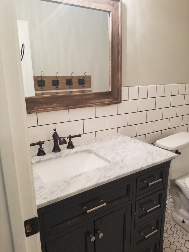 Building Photo - Gateway Subdivision, Enterprise, AL