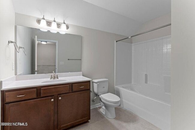 Building Photo - 361 Sequoia Dr