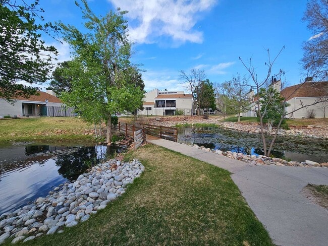 Building Photo - 2618 S Xanadu Way
