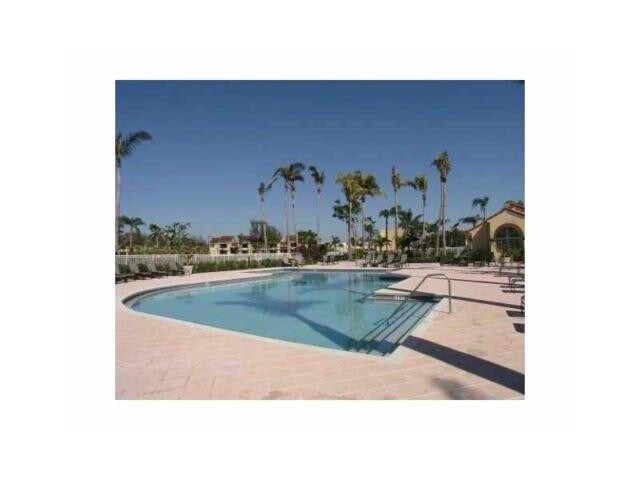 Building Photo - 741 Lyons Rd