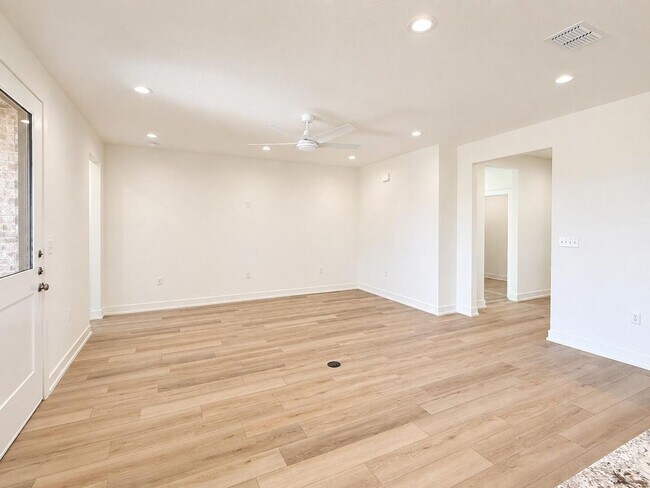 Building Photo - FRENSHIP ISD-FANTASTIC NEW BUILD FOR LEASE-4BED/2BATH/2GA