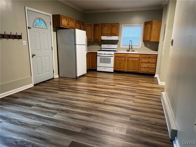 Building Photo - 28 Mcharrie St