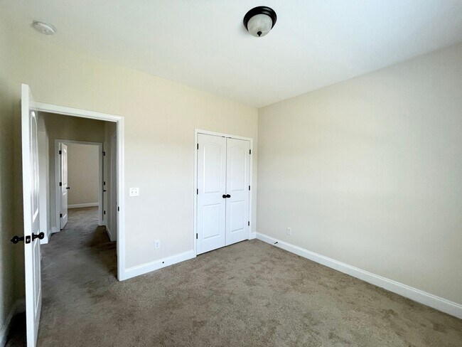 Building Photo - Emanuel Creek Subdivision