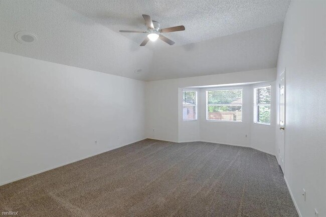 Building Photo - 6707 Carisbrooke Ln