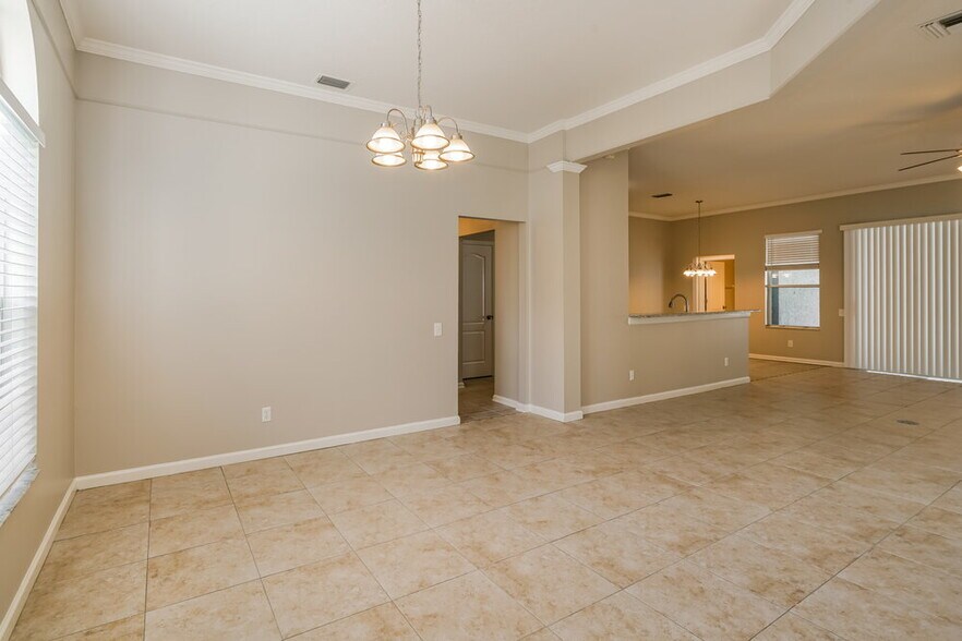 Building Photo - 2018 Samantha Ln