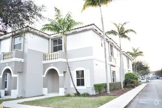 Building Photo - 4900 SW 140th Terrace