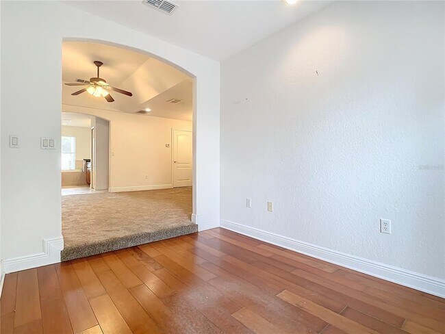 Building Photo - 132 Orange Ave