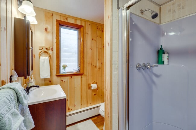 Building Photo - 91 Bruin Rd