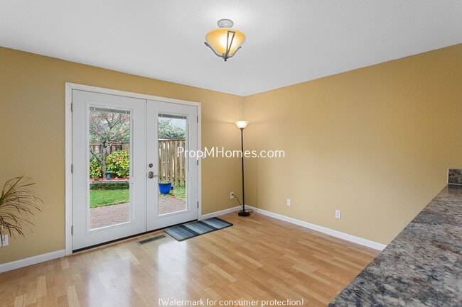 Building Photo - 22340 SW Nottingham Ct