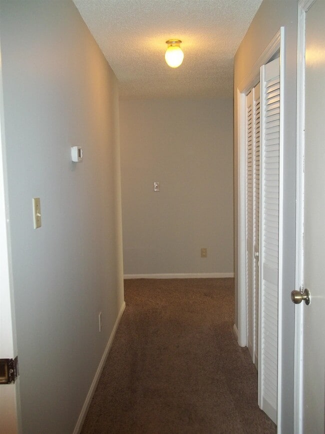 Building Photo - 3701 Dorset Way
