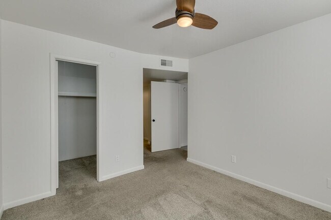Building Photo - 5995 N 78th St