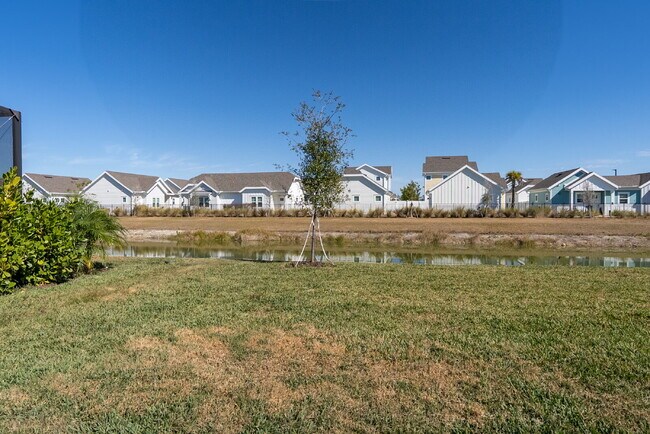 Building Photo - 11470 Burgundy Dr