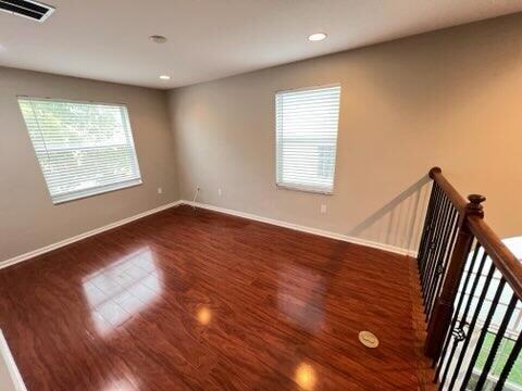 Building Photo - 9142 Dupont Pl