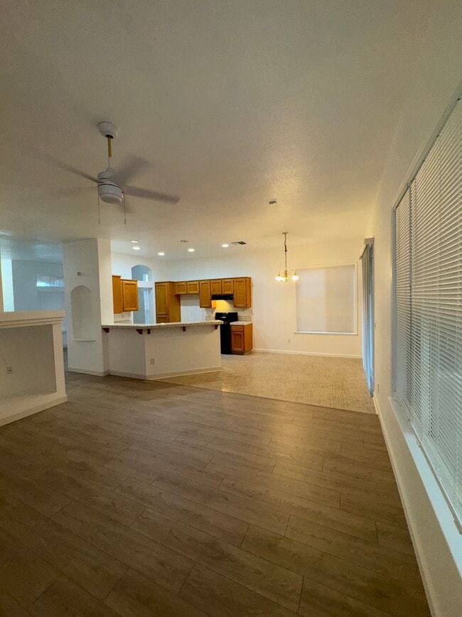 Building Photo - Ready For YOU!