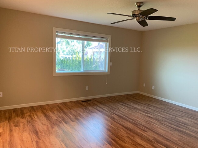 Building Photo - Stunning Ranch-Style Home in Up-and-Coming Hillsboro