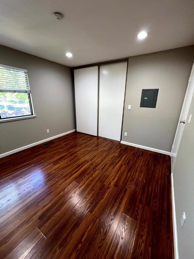 Building Photo - 6279 Joaquin Murieta Ave