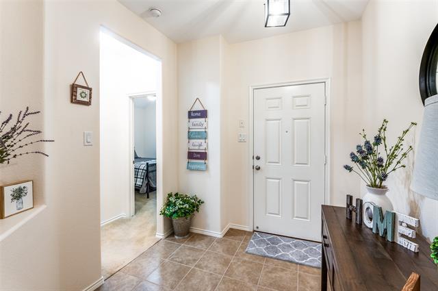 Building Photo - 504 Byron Nelson Dr