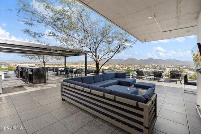 Building Photo - 7180 E Kierland Blvd