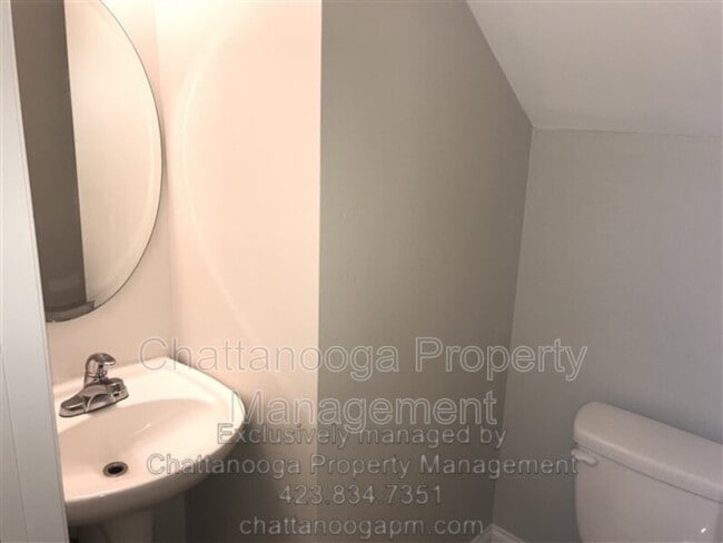 Building Photo - 2704 Stone Trace Dr