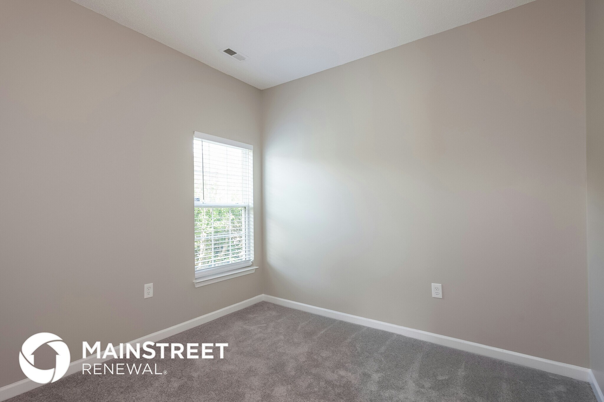 Building Photo - 6856 Blake Brook Dr