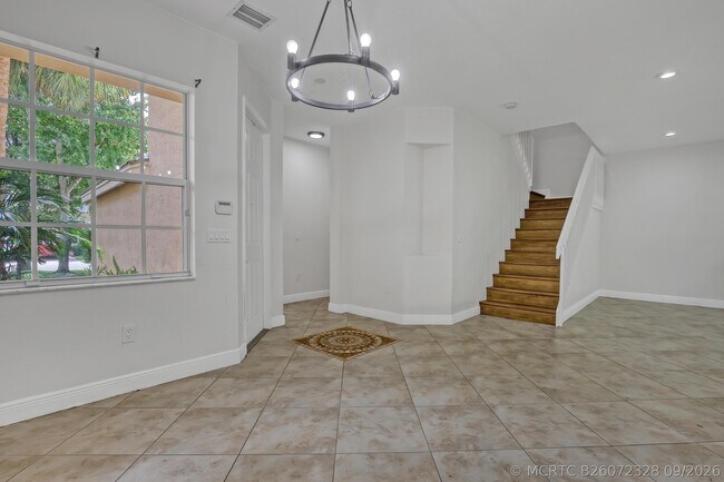 Building Photo - 10585 Cocobolo Way