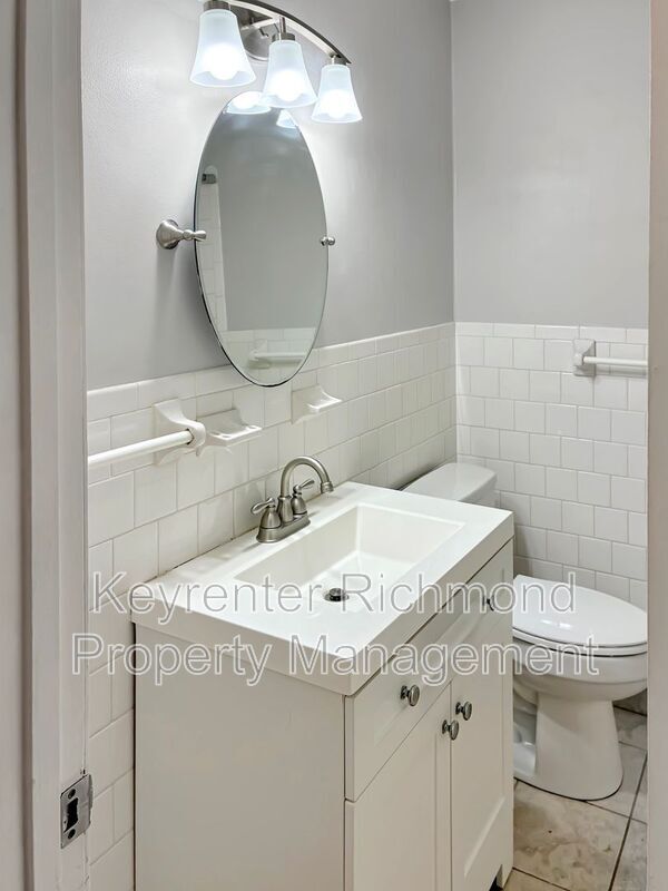 Building Photo - 7820 Conifer Rd