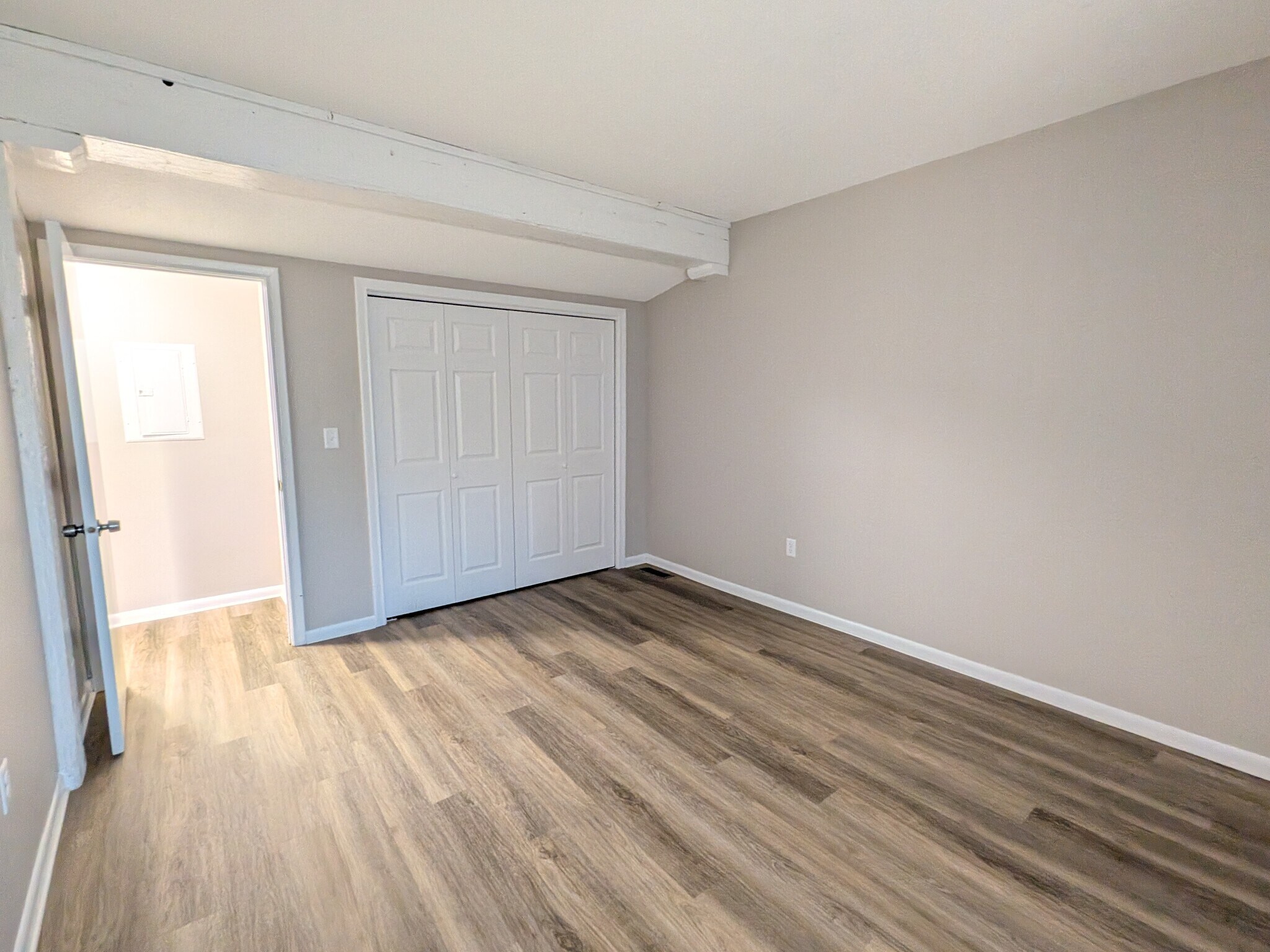 Building Photo - 6 Park St