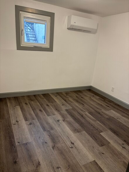 Building Photo - 1132 Northampton St