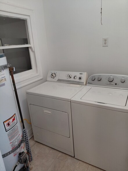 Building Photo - 2627 Buckingham Rd