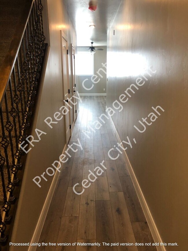 Building Photo - 485 1425 N St