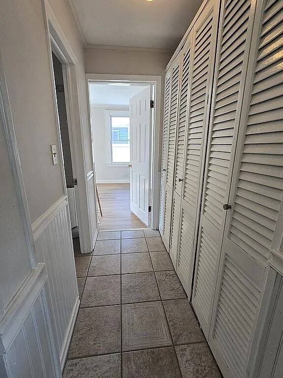 Building Photo - 84 Rollstone Ave