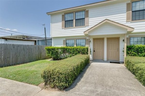 Building Photo - 521 E House St