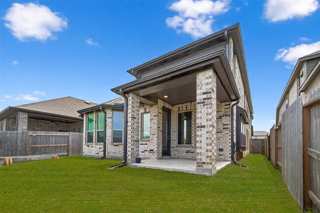 Building Photo - 23806 Pullin Market Dr