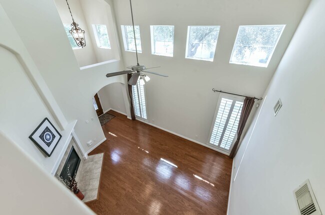 Building Photo - 12438 Golden Thistle