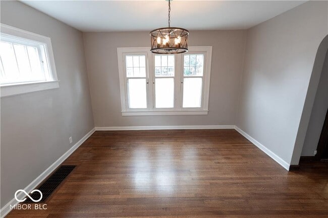 Building Photo - 5630 N Delaware St