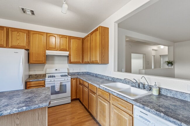 Building Photo - 10252 E Wasp Spring Dr