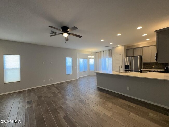 Building Photo - 3828 Big Bend St