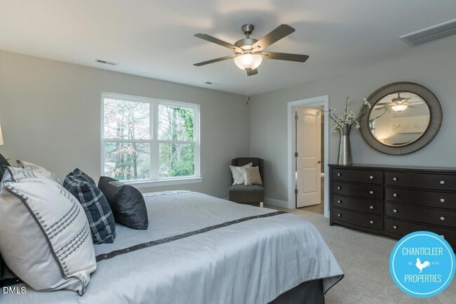 Building Photo - 2528 Reynolds Dr