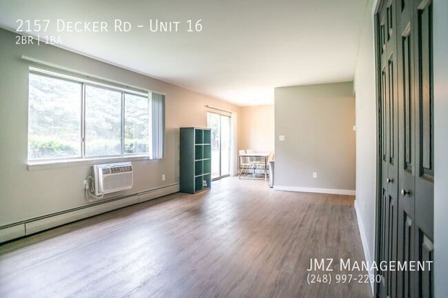 Building Photo - 2157 Decker Rd