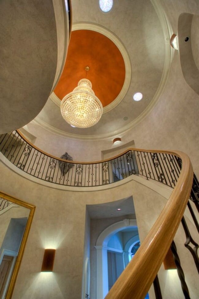 Building Photo - Waterfront Comfort with Timeless Style ava...