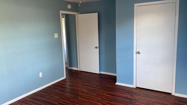 Building Photo - Beautiful house, perfect for you!!!