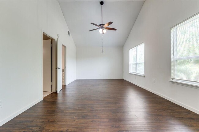 Building Photo - 12703 Braewood Glen Ln