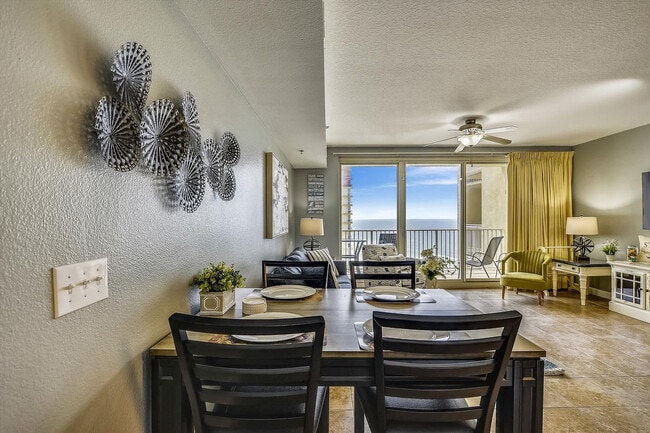 Building Photo - 104 Gulfside Ct
