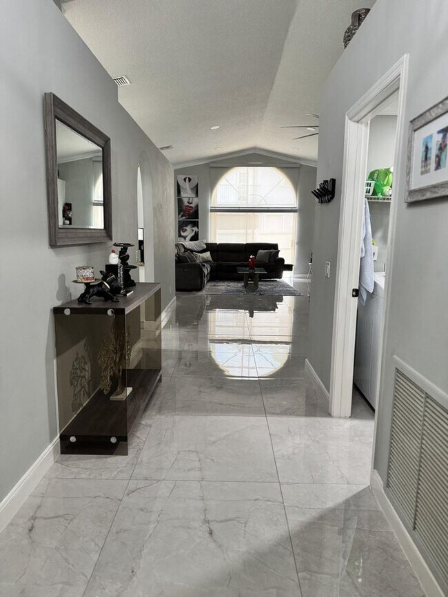 Building Photo - 18038 Rhumba Way