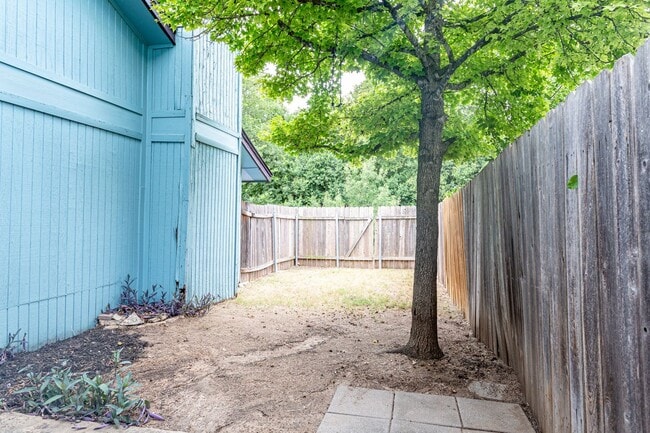 Building Photo - 4709 Misty Slope Ln