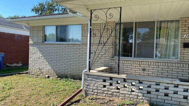 Building Photo - 28301 Mavis Dr