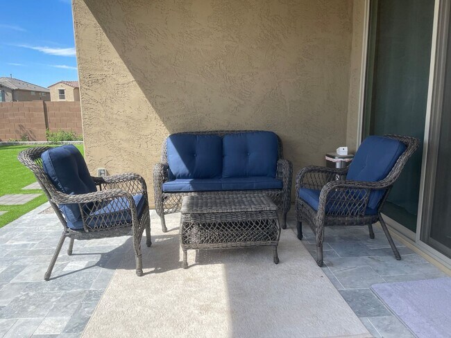 Building Photo - Home for rent