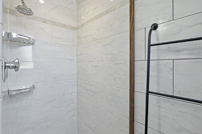 Building Photo - $2,040.95, 3-bed, 2-bathroom located in Colorado Springs with a large backyard