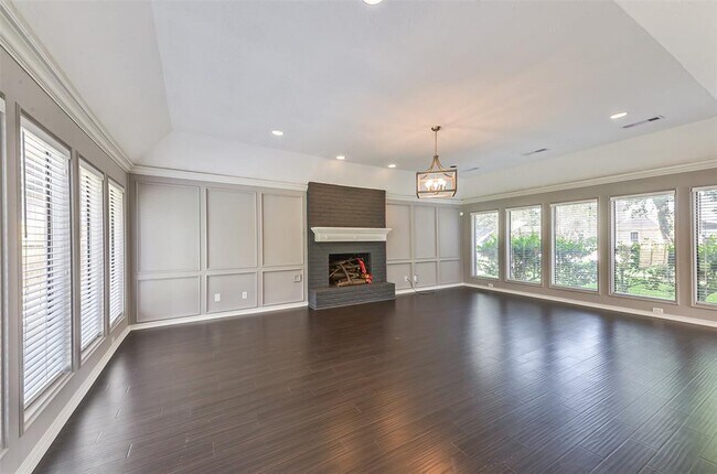 Building Photo - 4310 Brightwood Dr