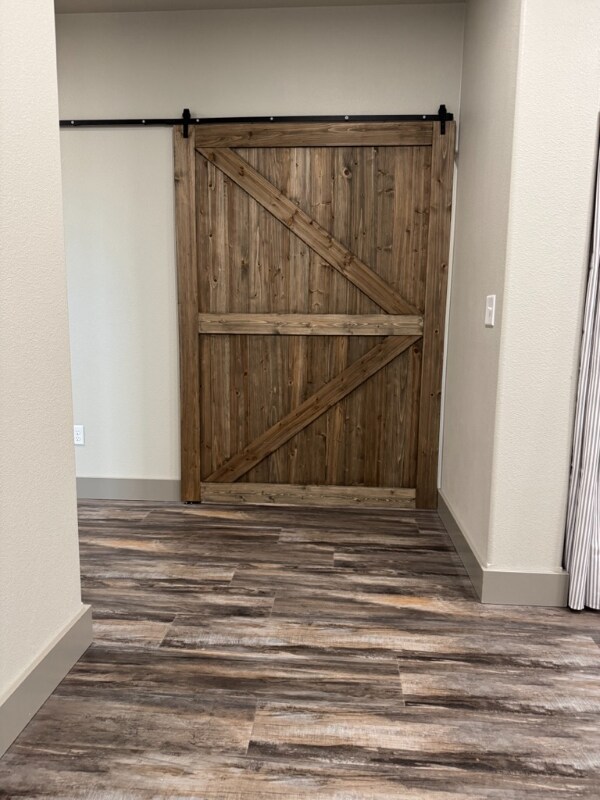 Building Photo - 17 Clearwater Trl